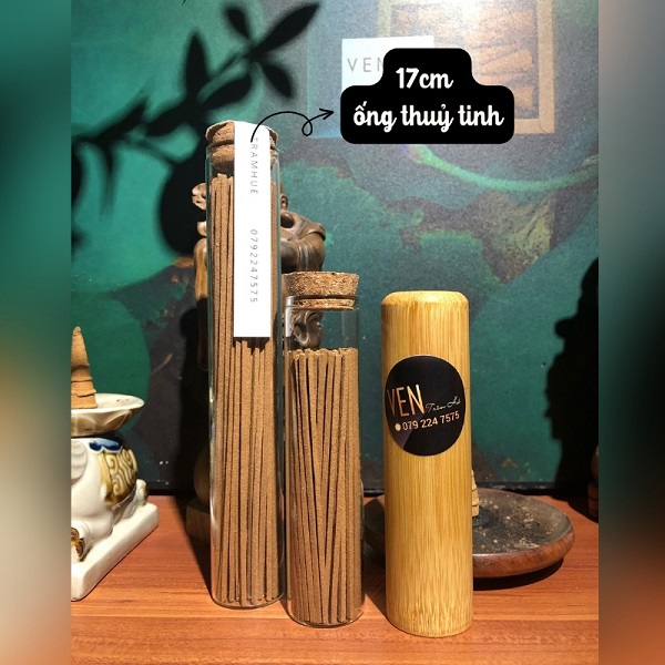 Nhang Không Tăm Từ Trầm Già 11cm - Ống Thuỷ Tinh Tặng Đế Sen Sứ